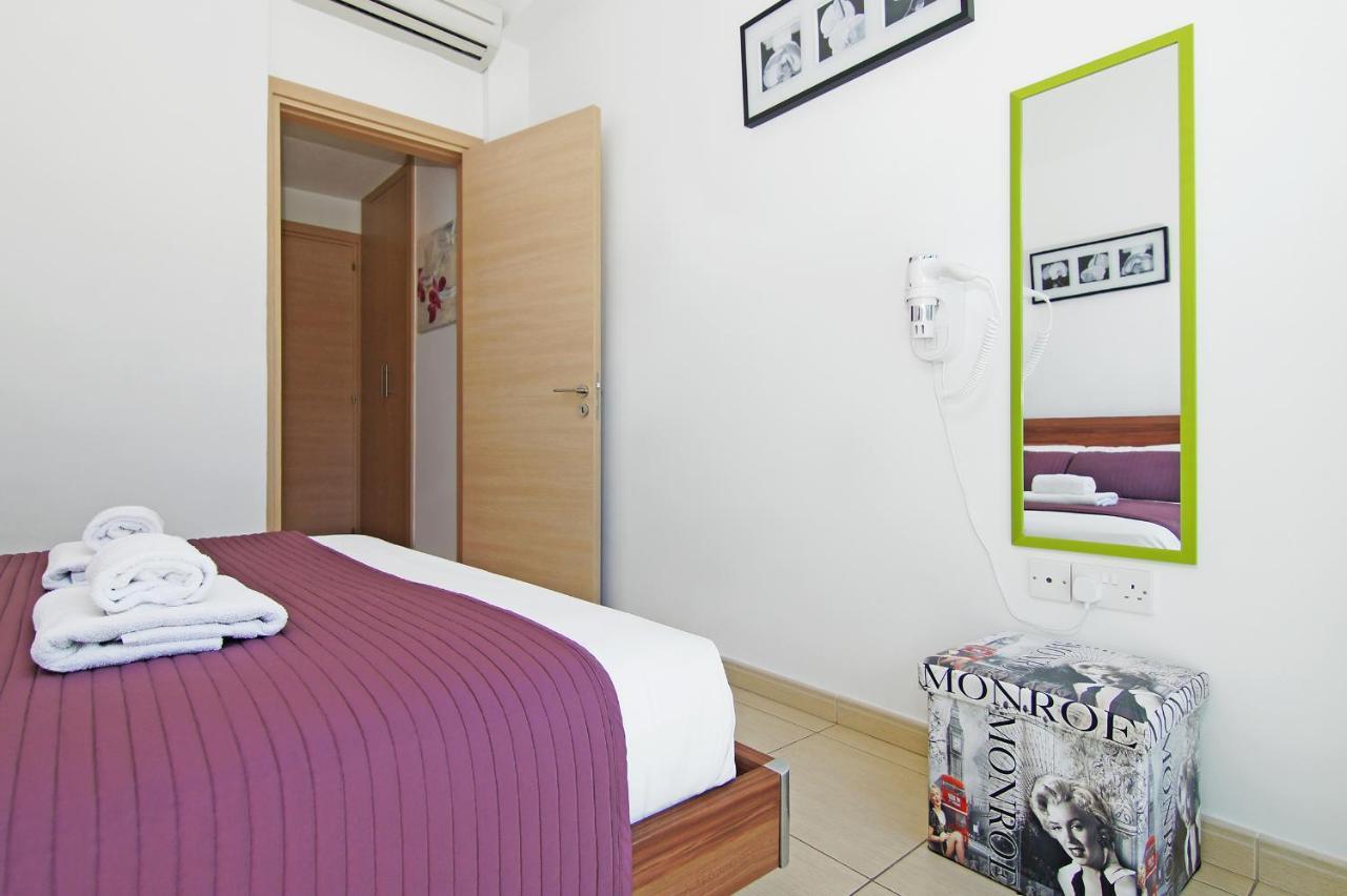 Calypso - Coralli Beachfront Apartment Protaras Exterior photo
